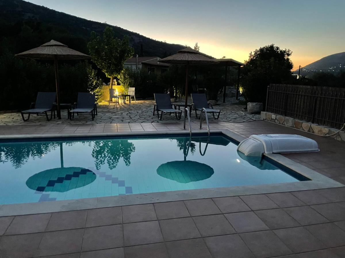"Villa Andreas" Agia Efimia エクステリア 写真